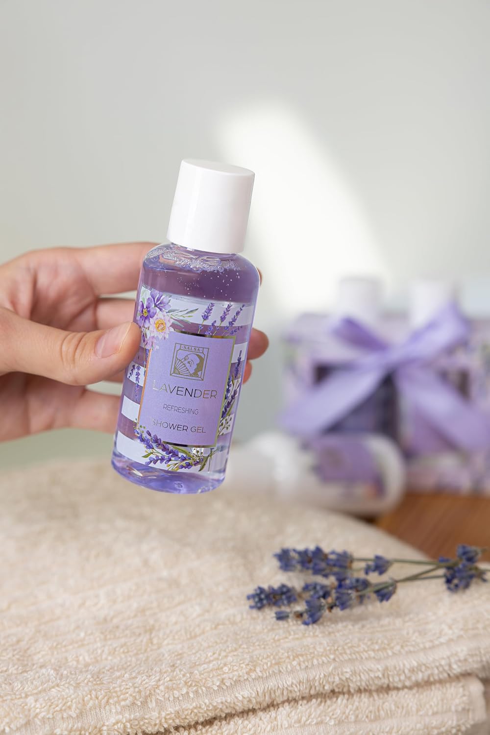 Accentra Set de soins douche pour femmes HONEY JASMINE - Gel douche et lotion dans une belle boîte cadeau - Idéal pour la Saint-Valentin, la Fête des mères & Noël